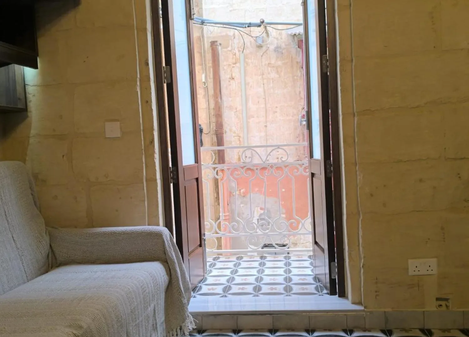 Birgu'S Central Traditional Apartment